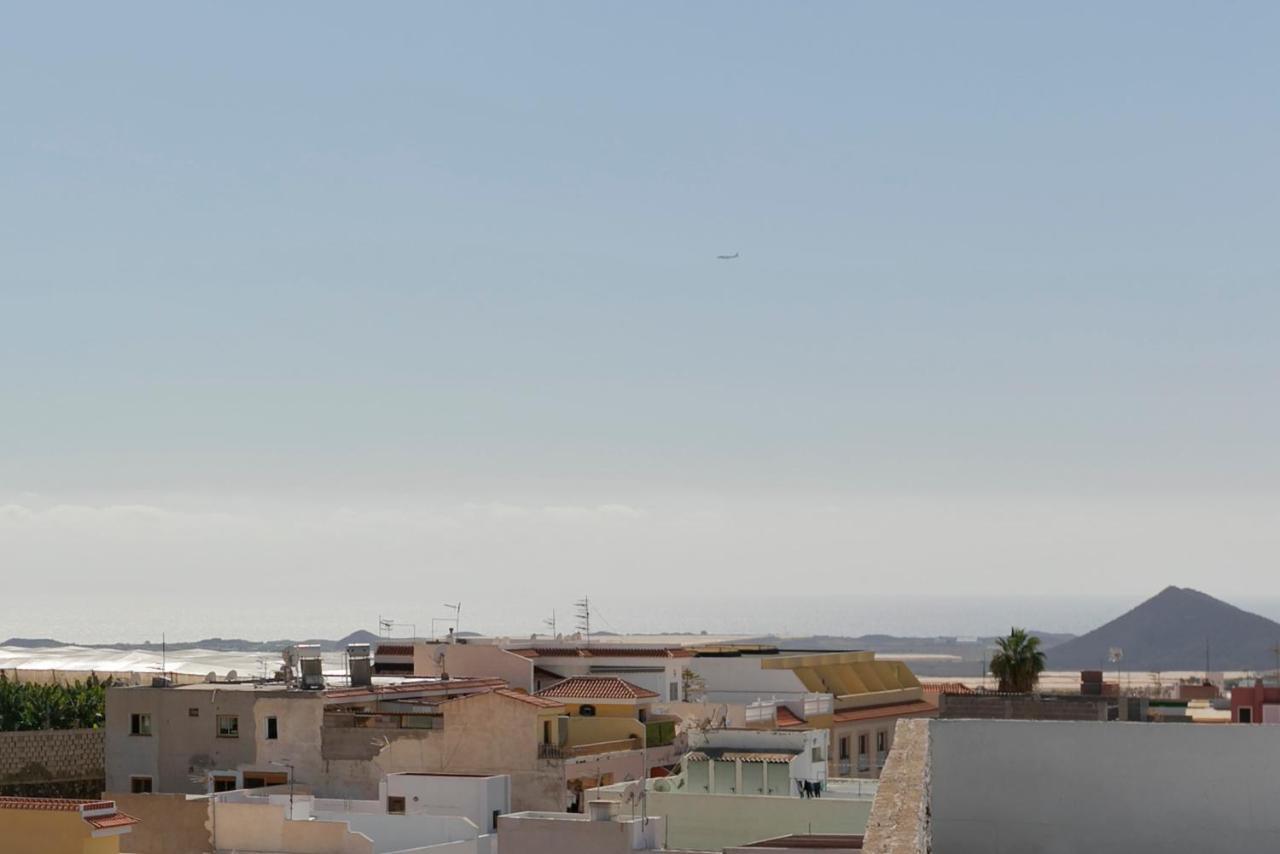 Hostel Neon Tenerife Guaza Ngoại thất bức ảnh