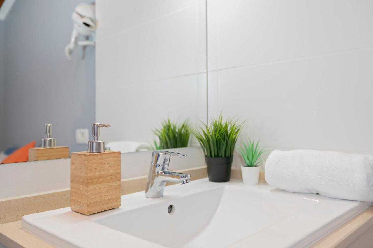 Hostel Neon Tenerife Guaza Ngoại thất bức ảnh