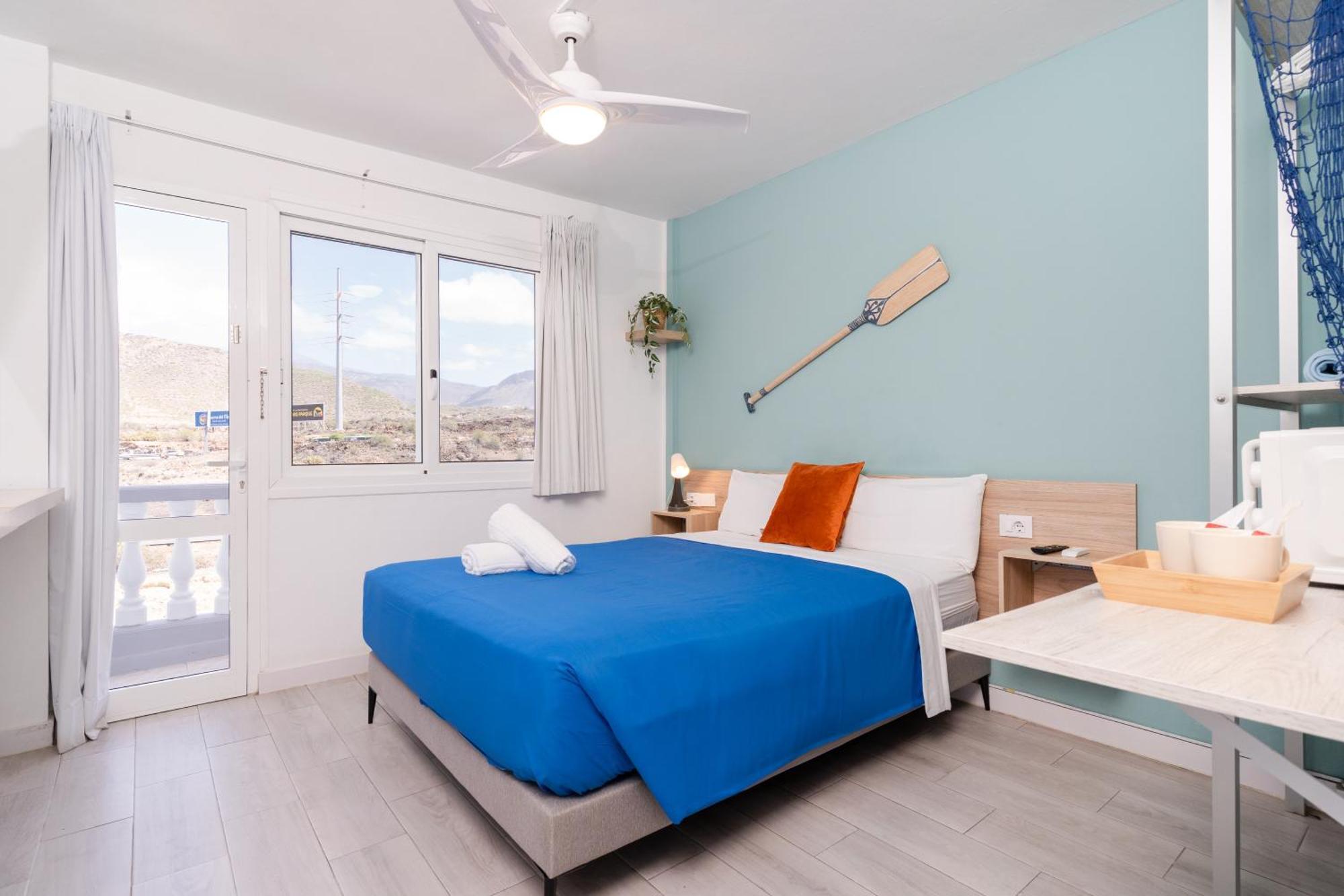 Hostel Neon Tenerife Guaza Ngoại thất bức ảnh