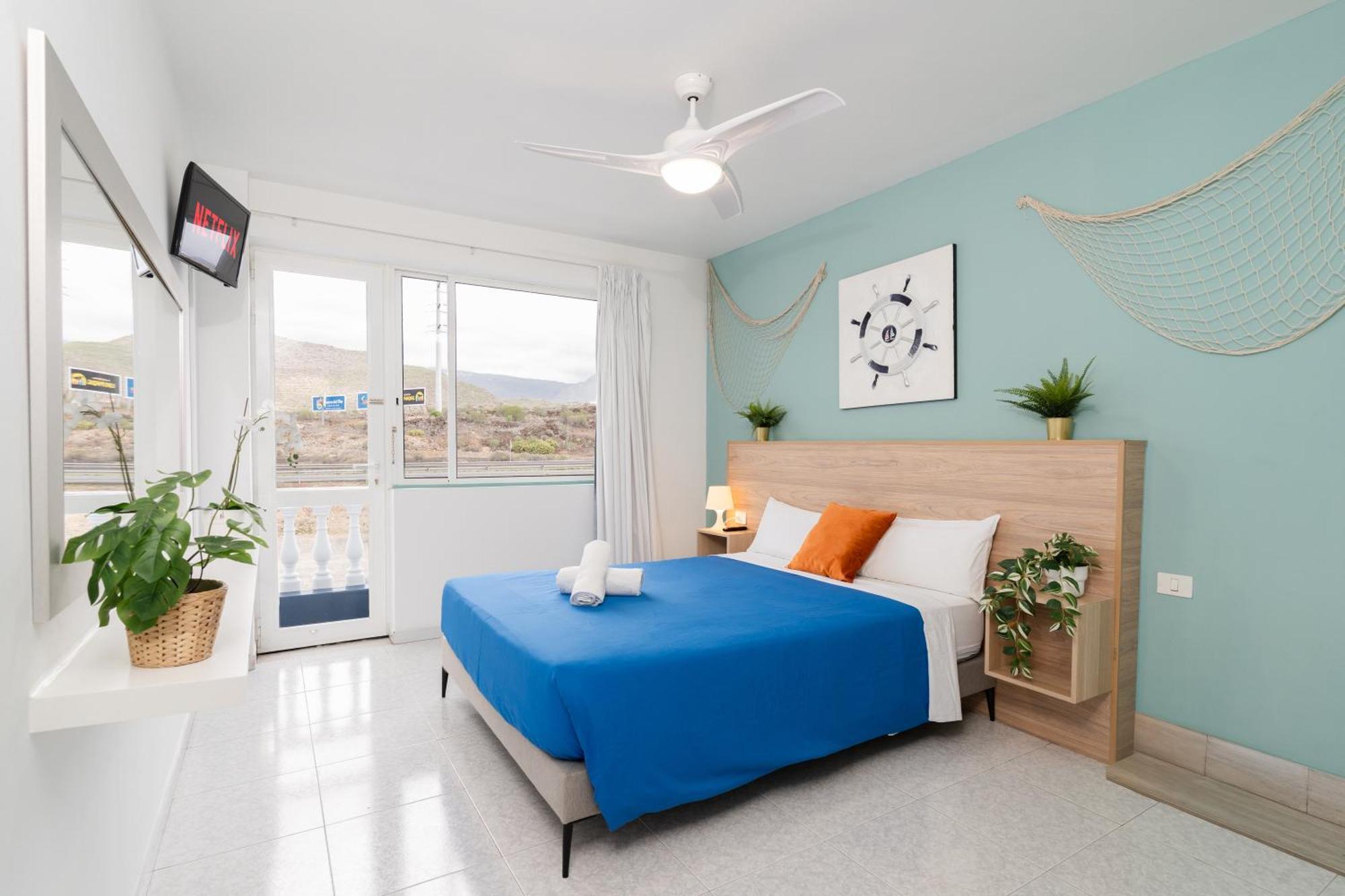 Hostel Neon Tenerife Guaza Ngoại thất bức ảnh